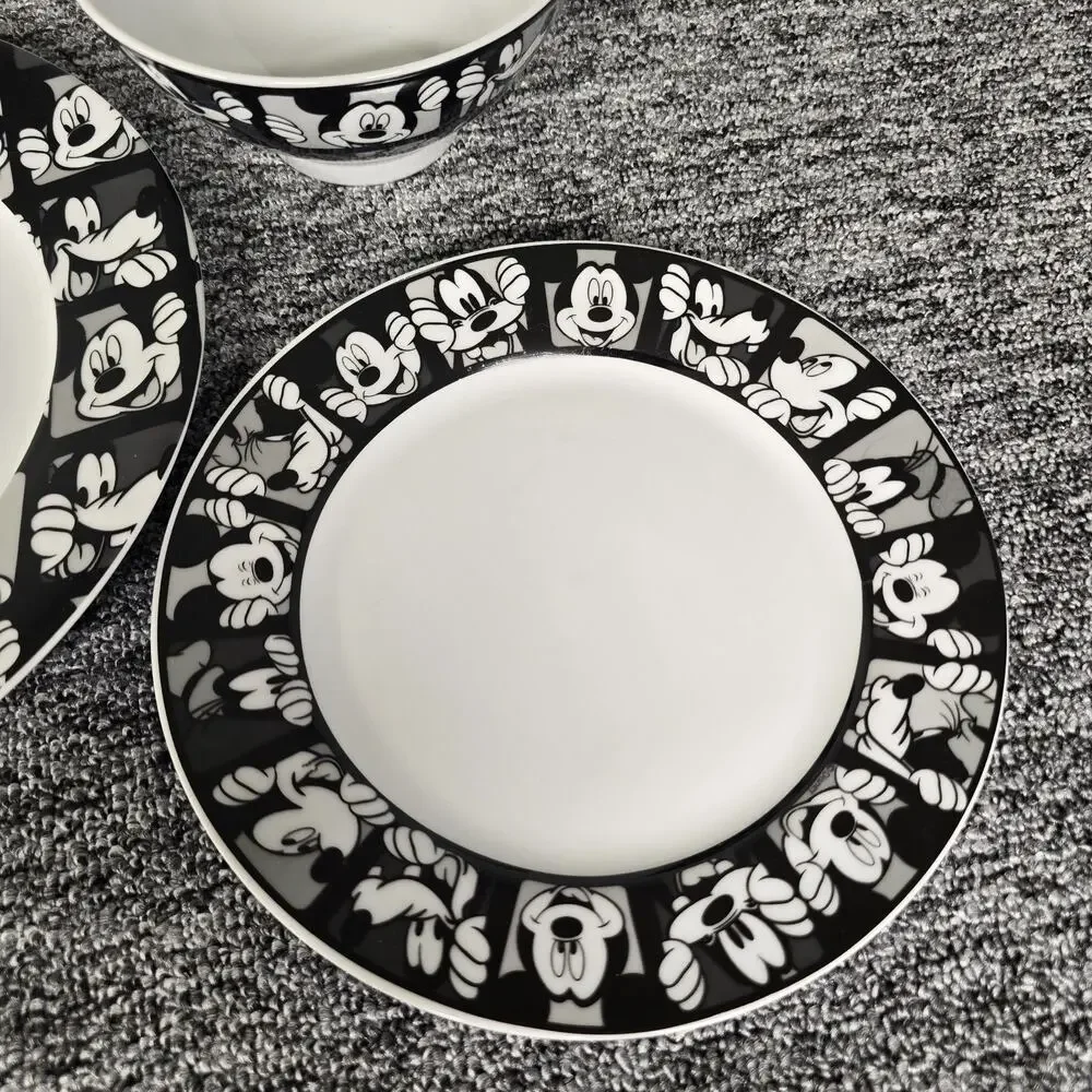 Disney Mickey Mouse & Goofy Grid Dinnerware Set 3 Piece Black & White